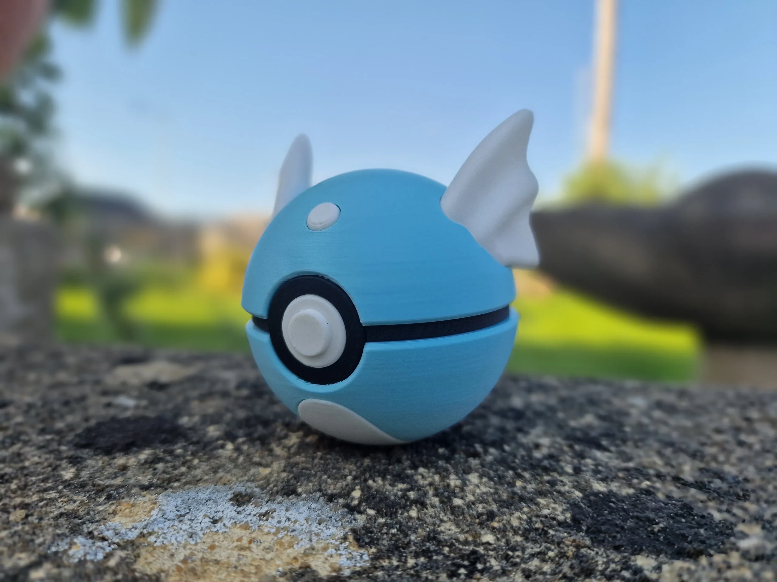 Dratini Poke Ball - view 2