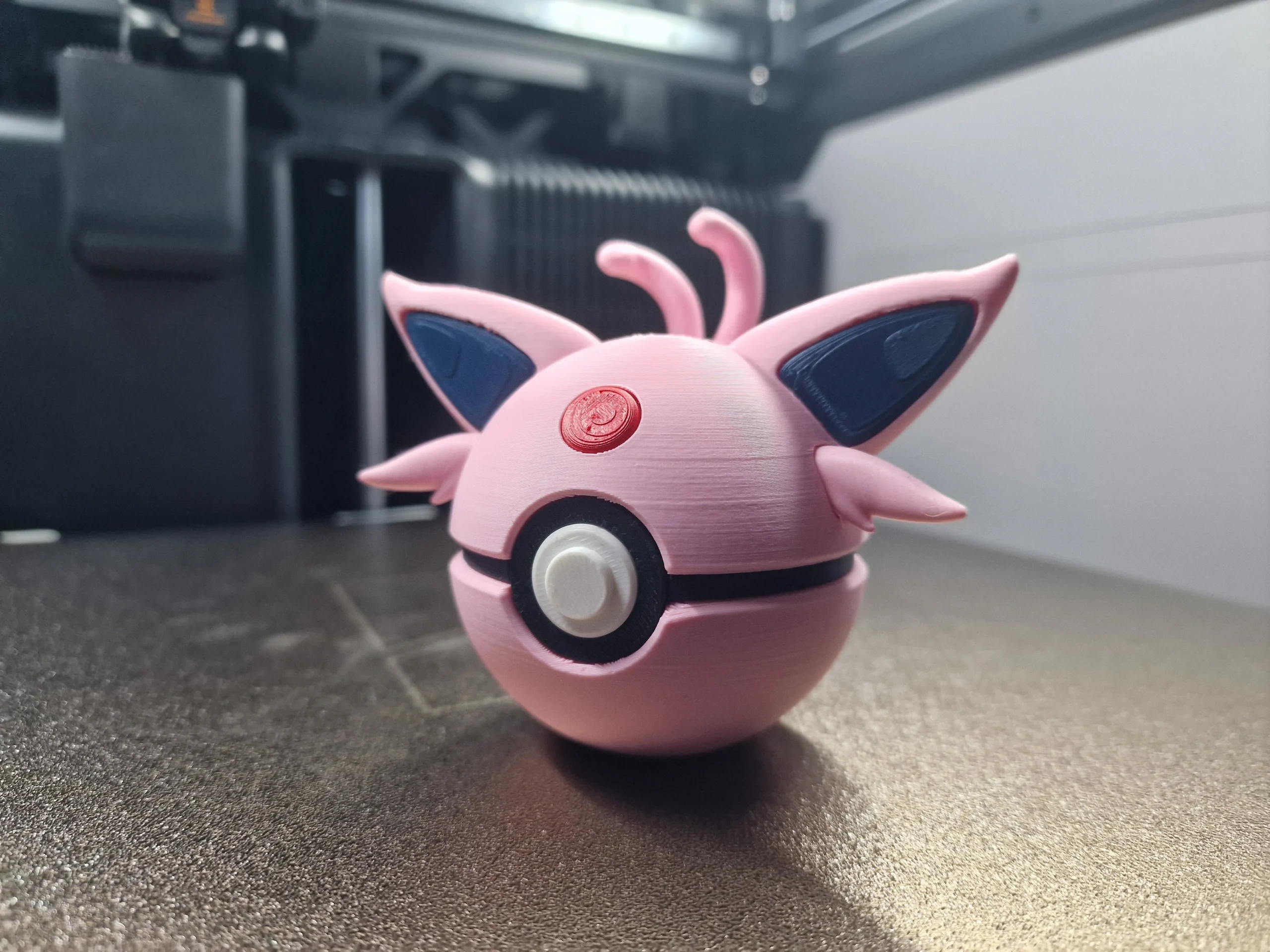 Espeon Poke Ball - view 2
