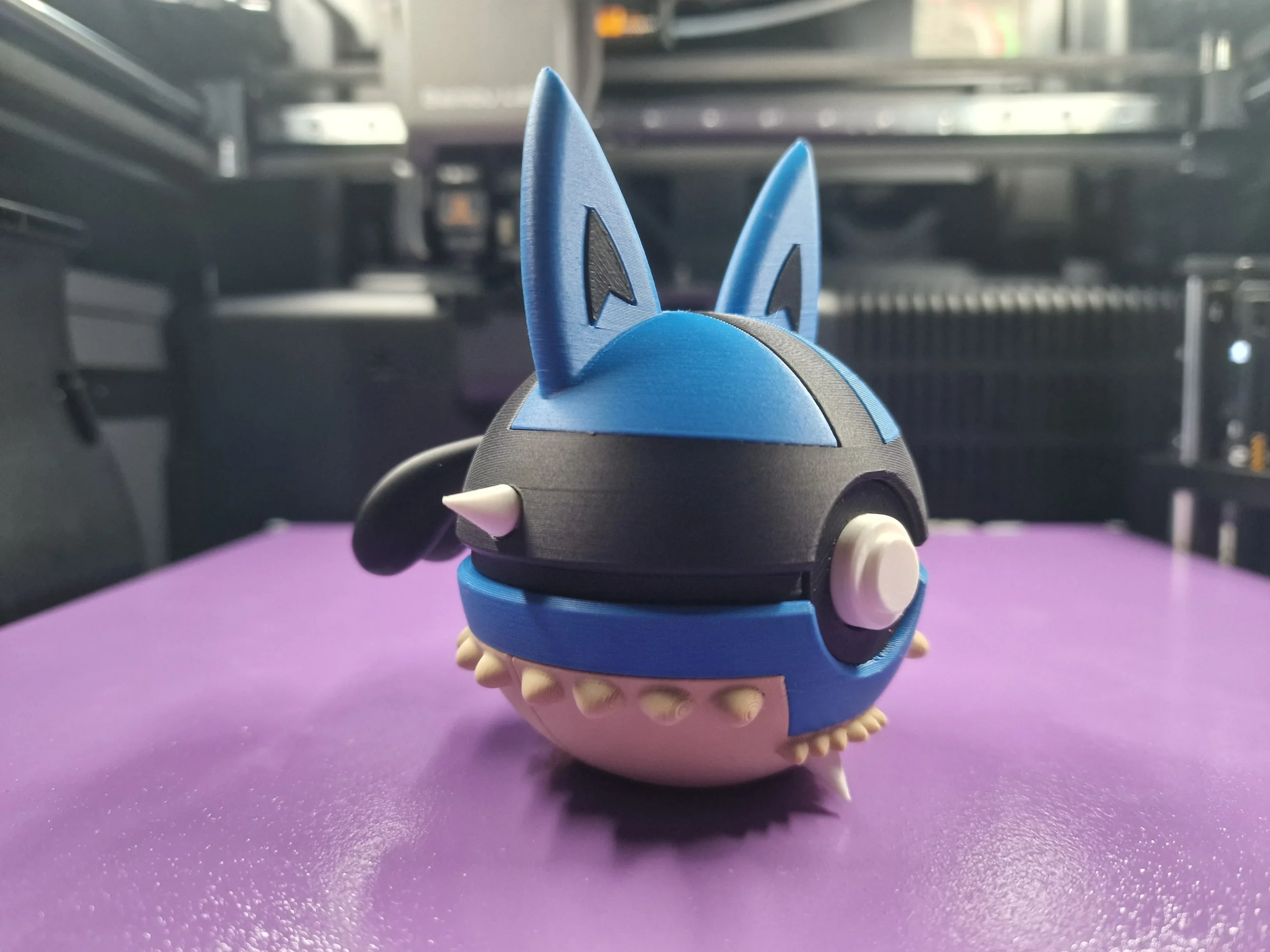 Lucario Poke Ball - view 2