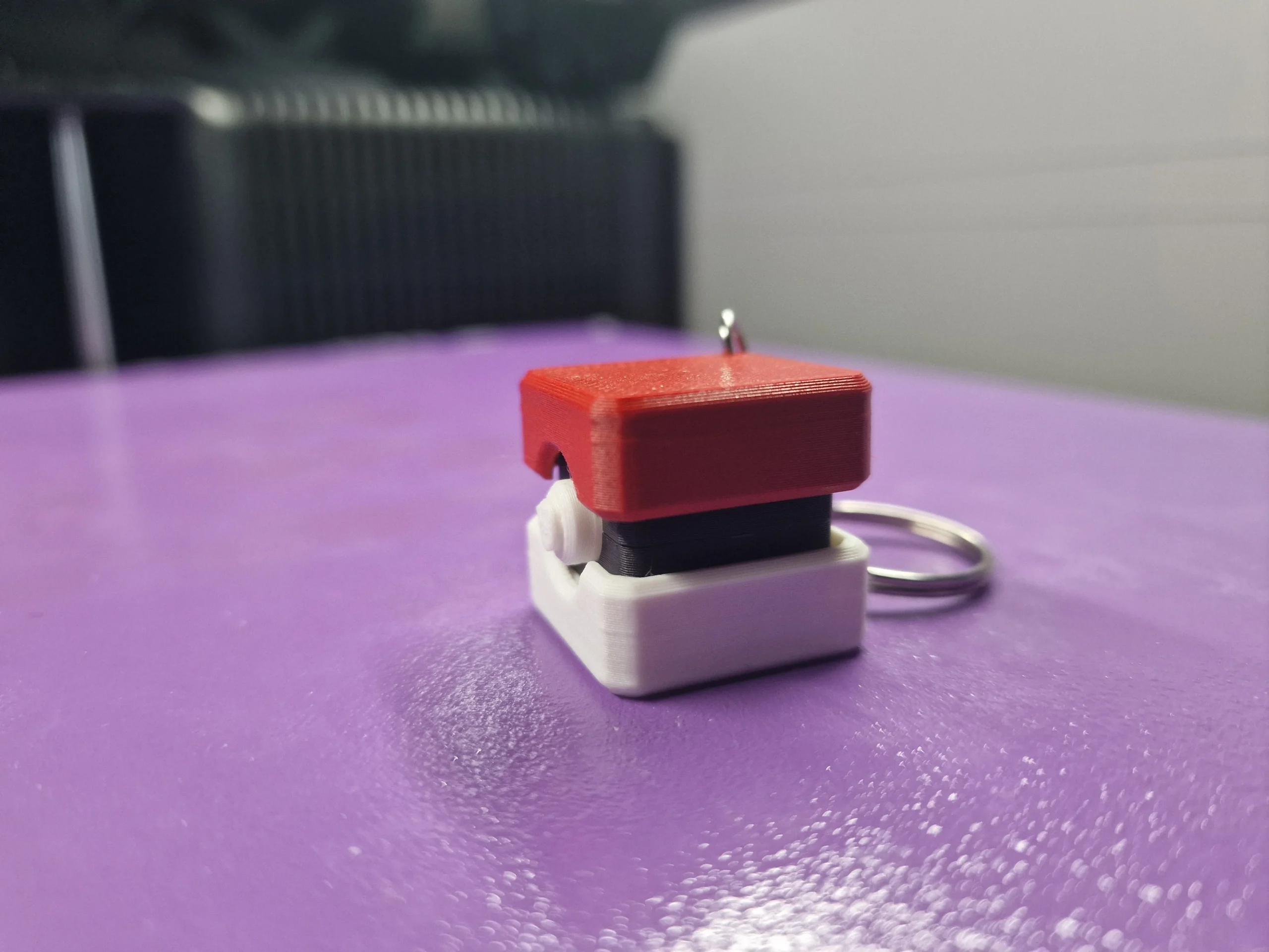 Pokeball OG Keychain - view 4