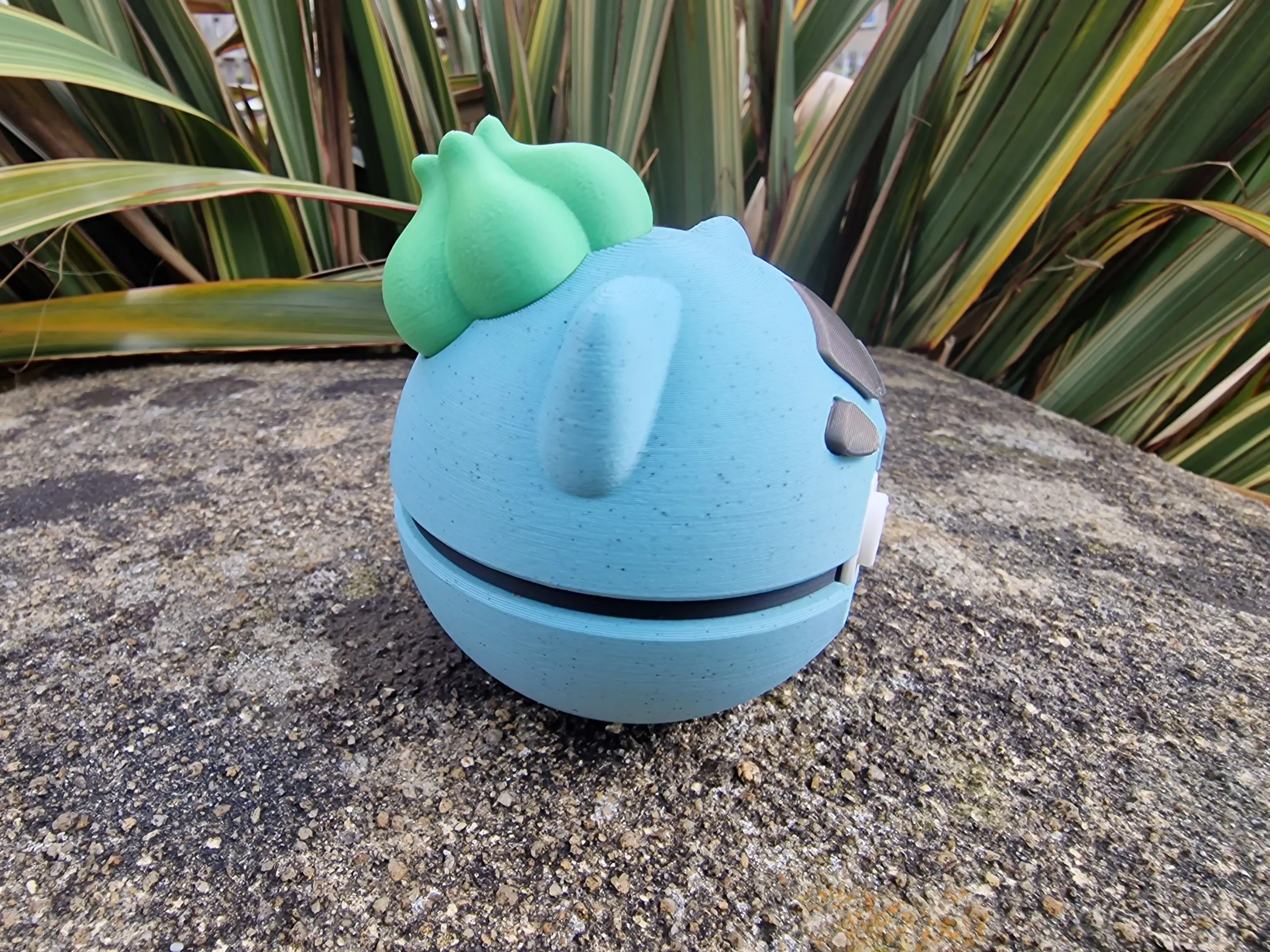 Bulbasaur Pokeball - Image 4