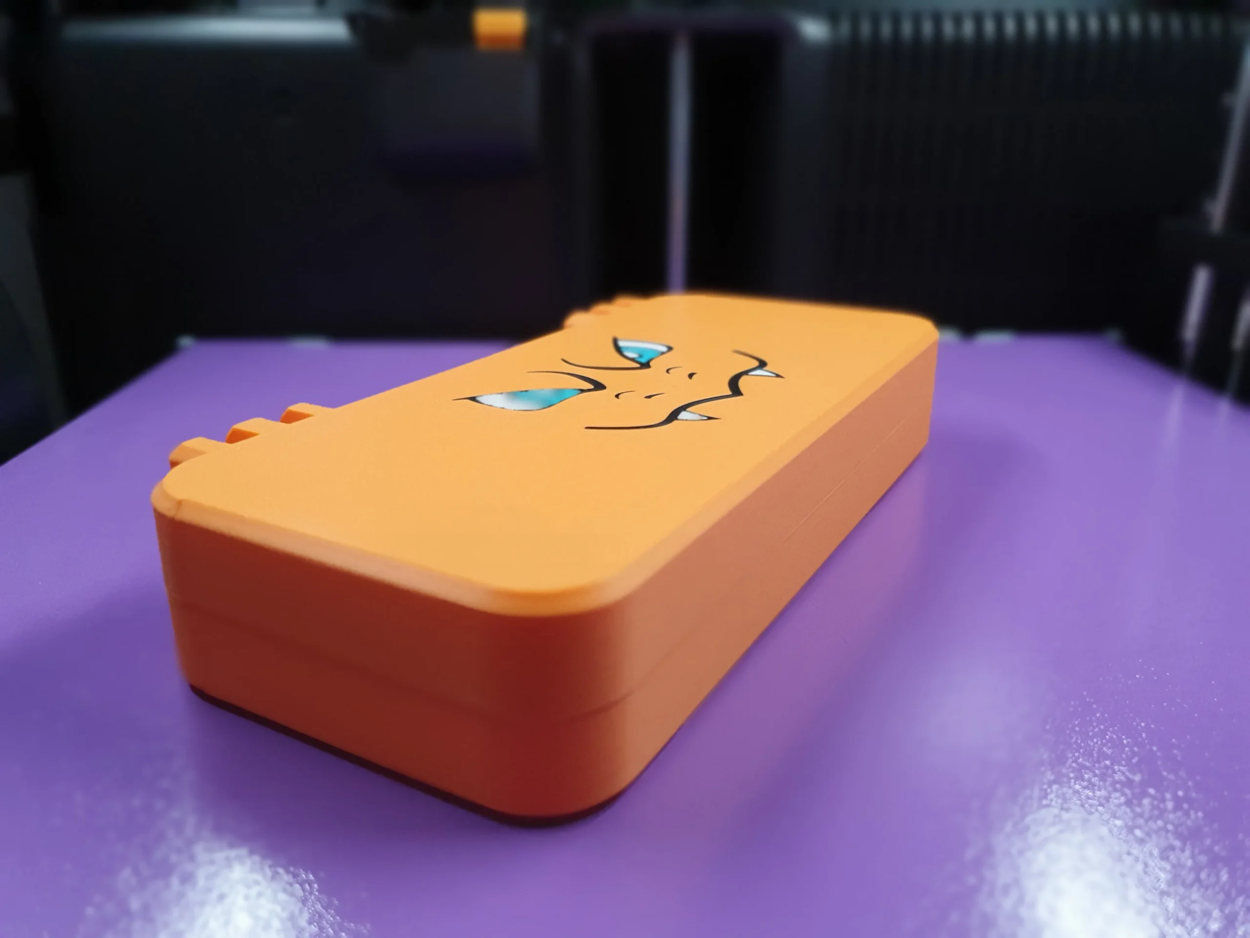 Charizard Pokecase - Image 2