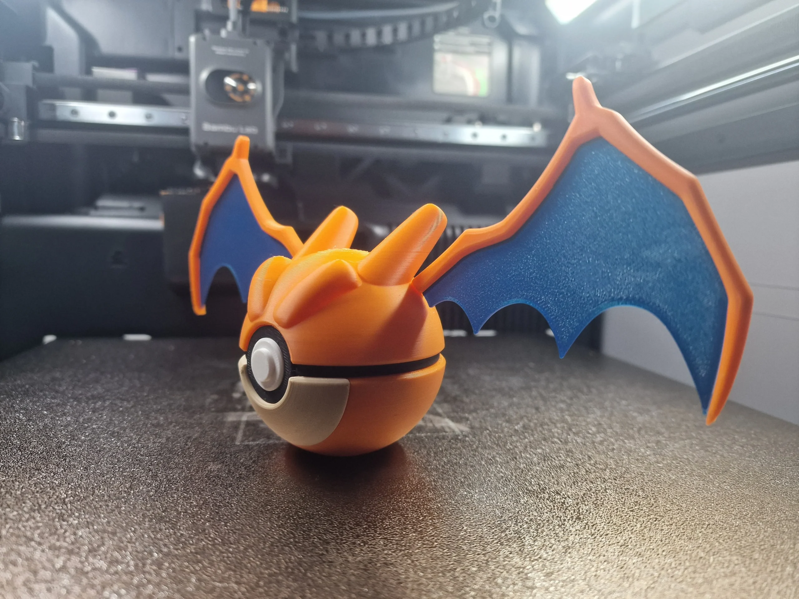 Charizard Pokeball - Image 3