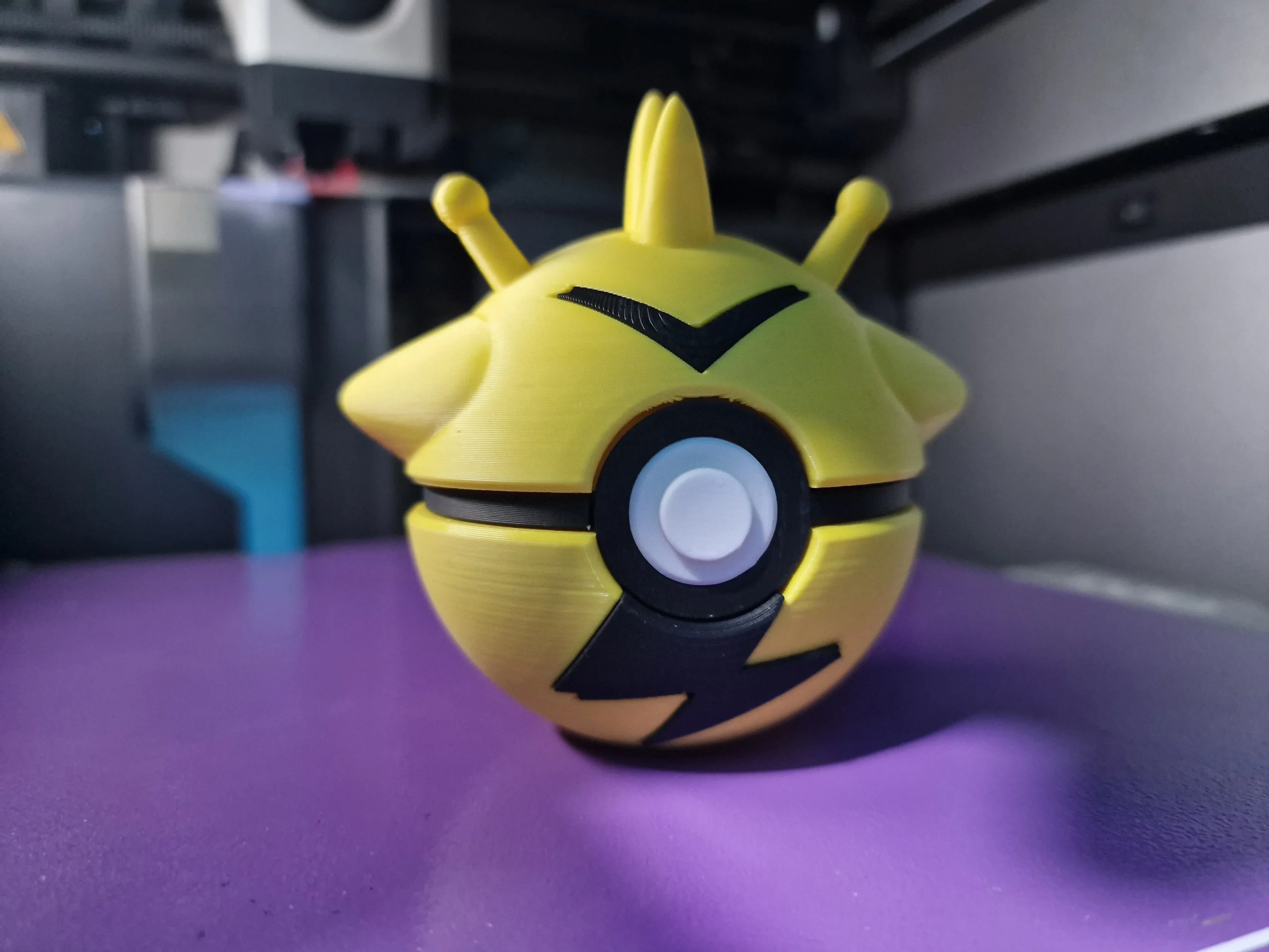 Electabuzz Pokeball - Image 3