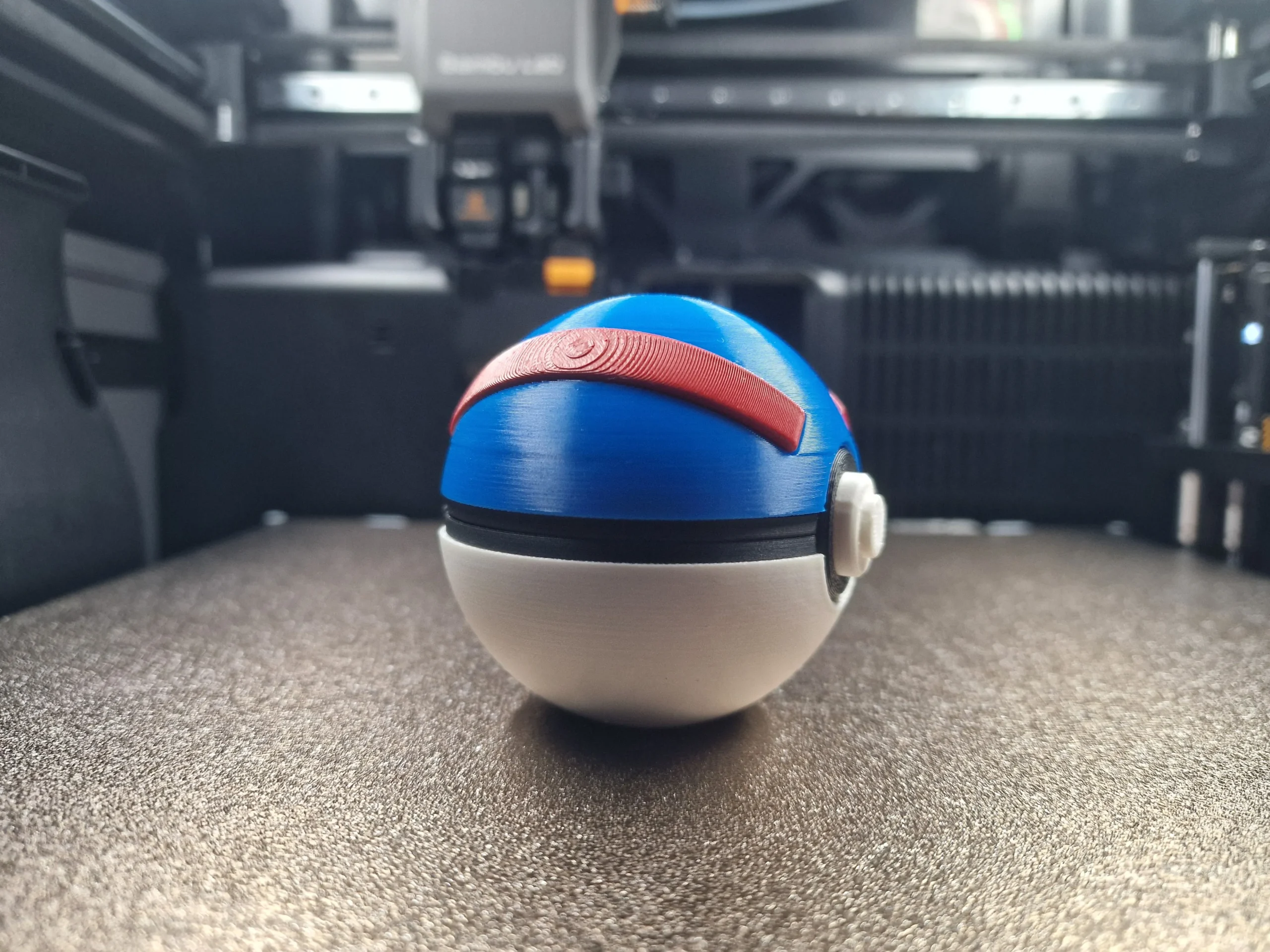 Opening Great Ball Pokeball - Image 2