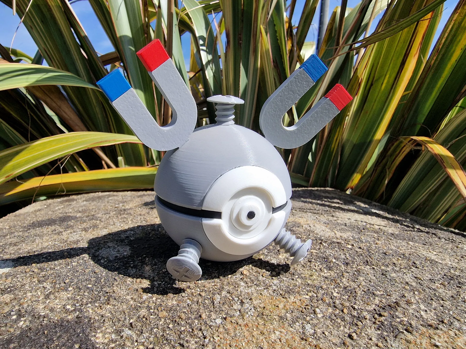 magnemite pokeball
