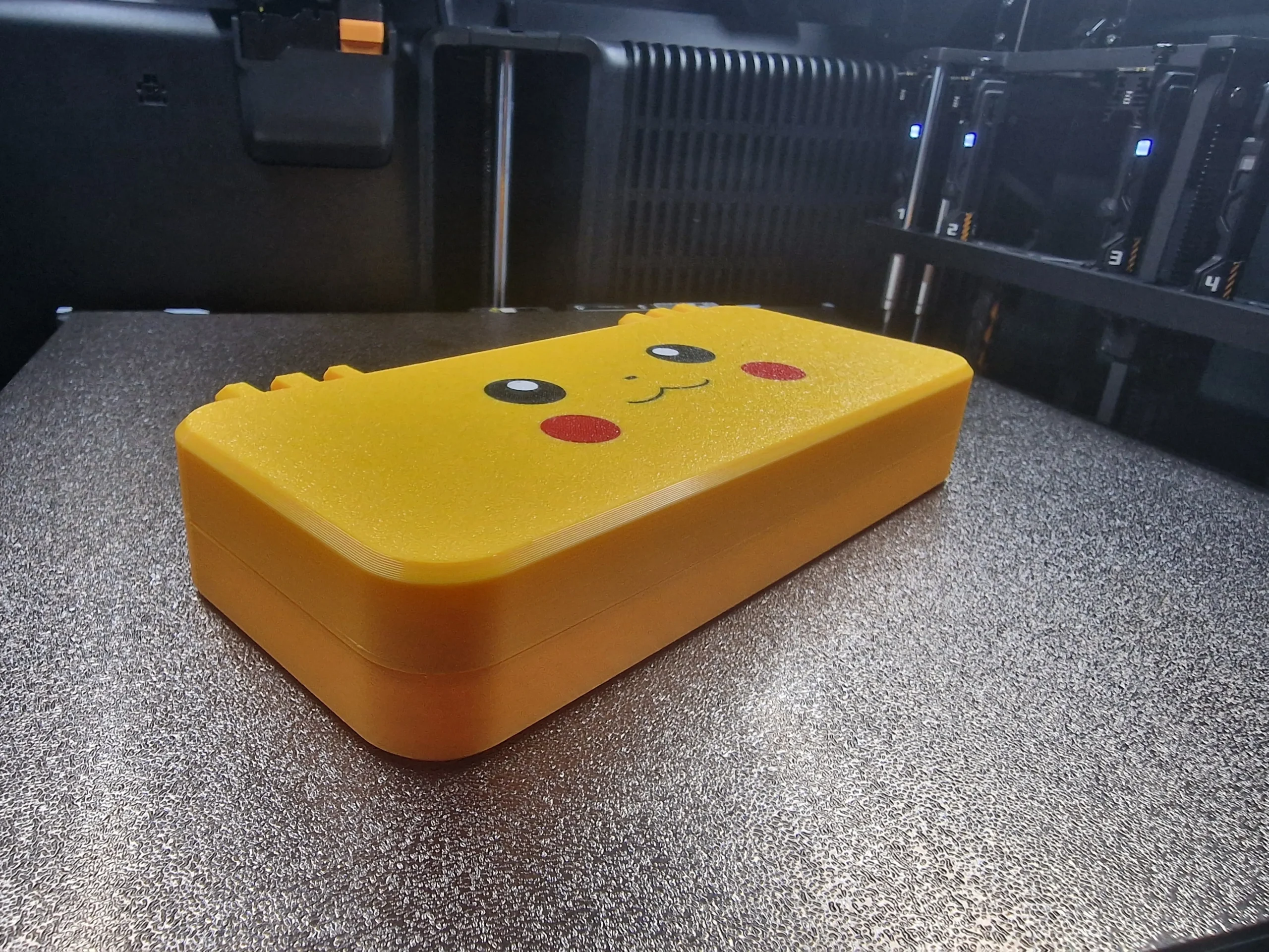 Pikachu Pokecase - Image 3